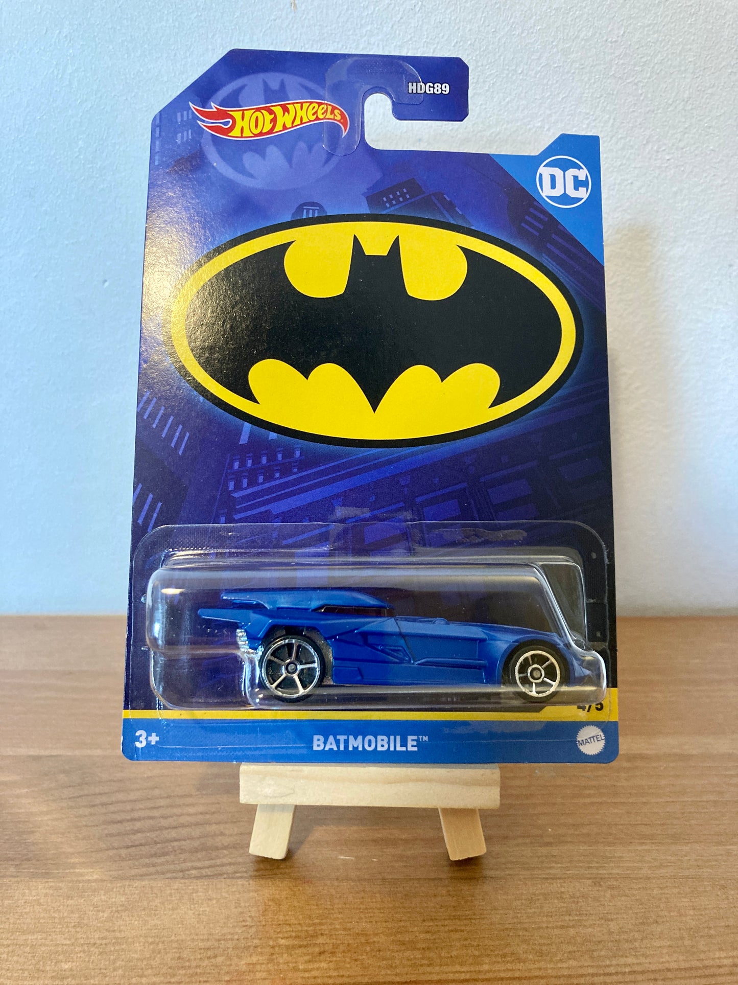 Hot Wheels Batman Themed 1/64 Scale - 5 Cars Set (HDG89)