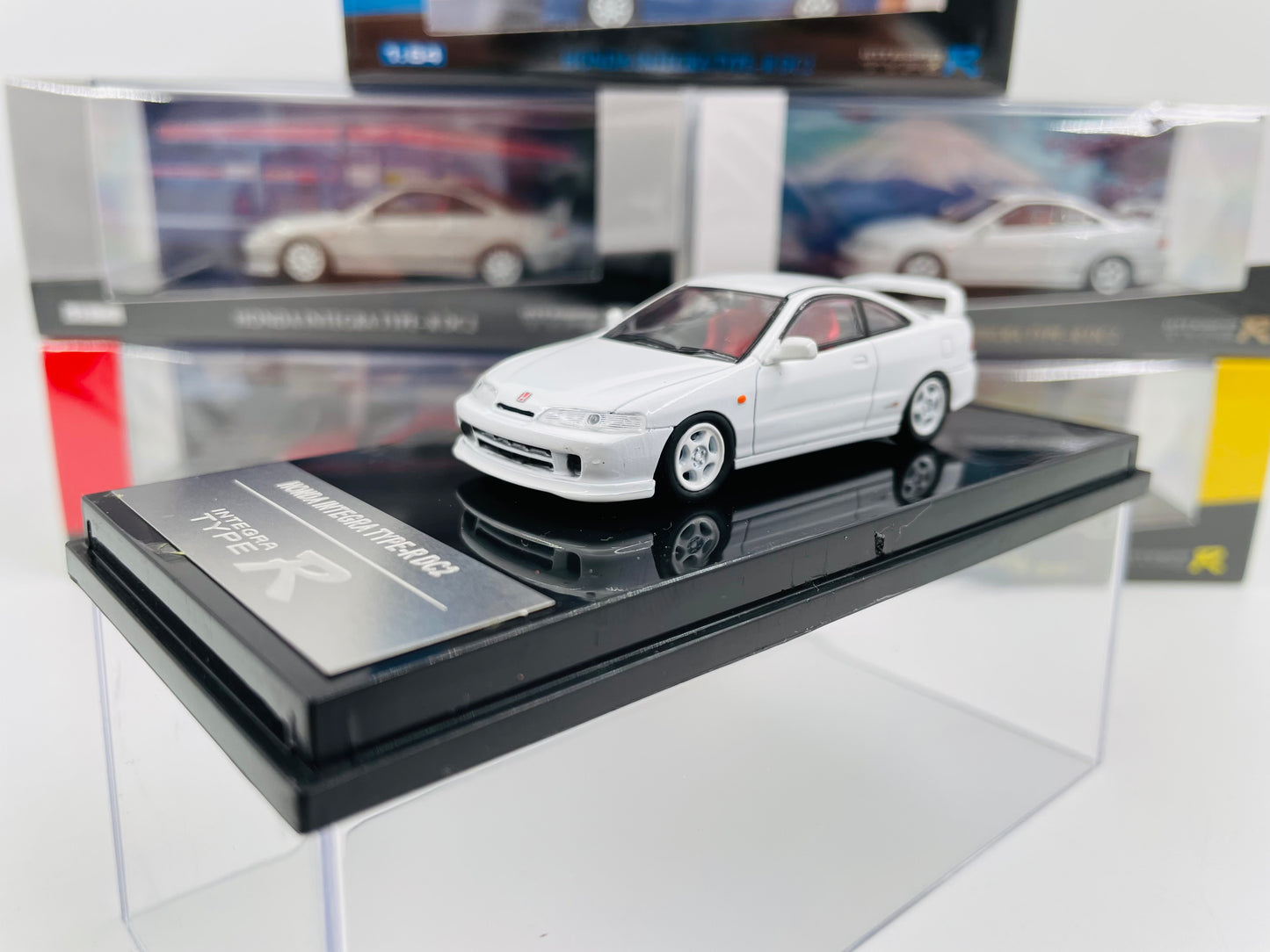 Hobby64 -1/64 Honda Integra Type-R DC2 Diecast Collector Model Racing Car White