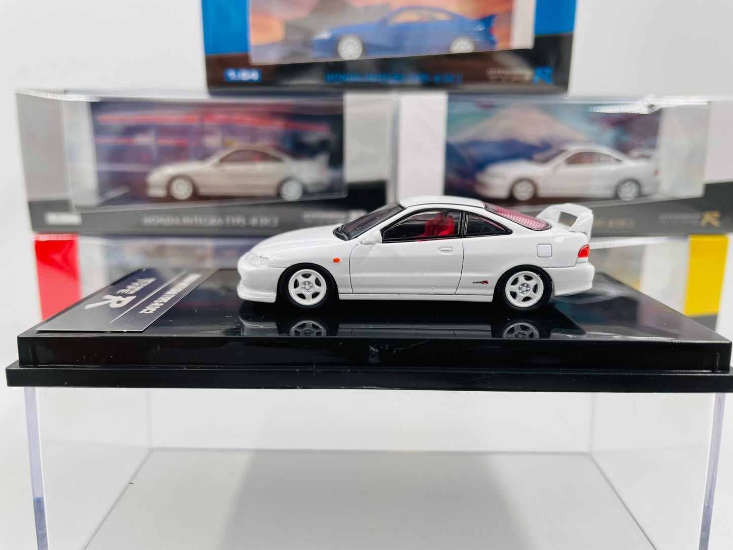 Hobby64 -1/64 Honda Integra Type-R DC2 Diecast Collector Model Racing Car White