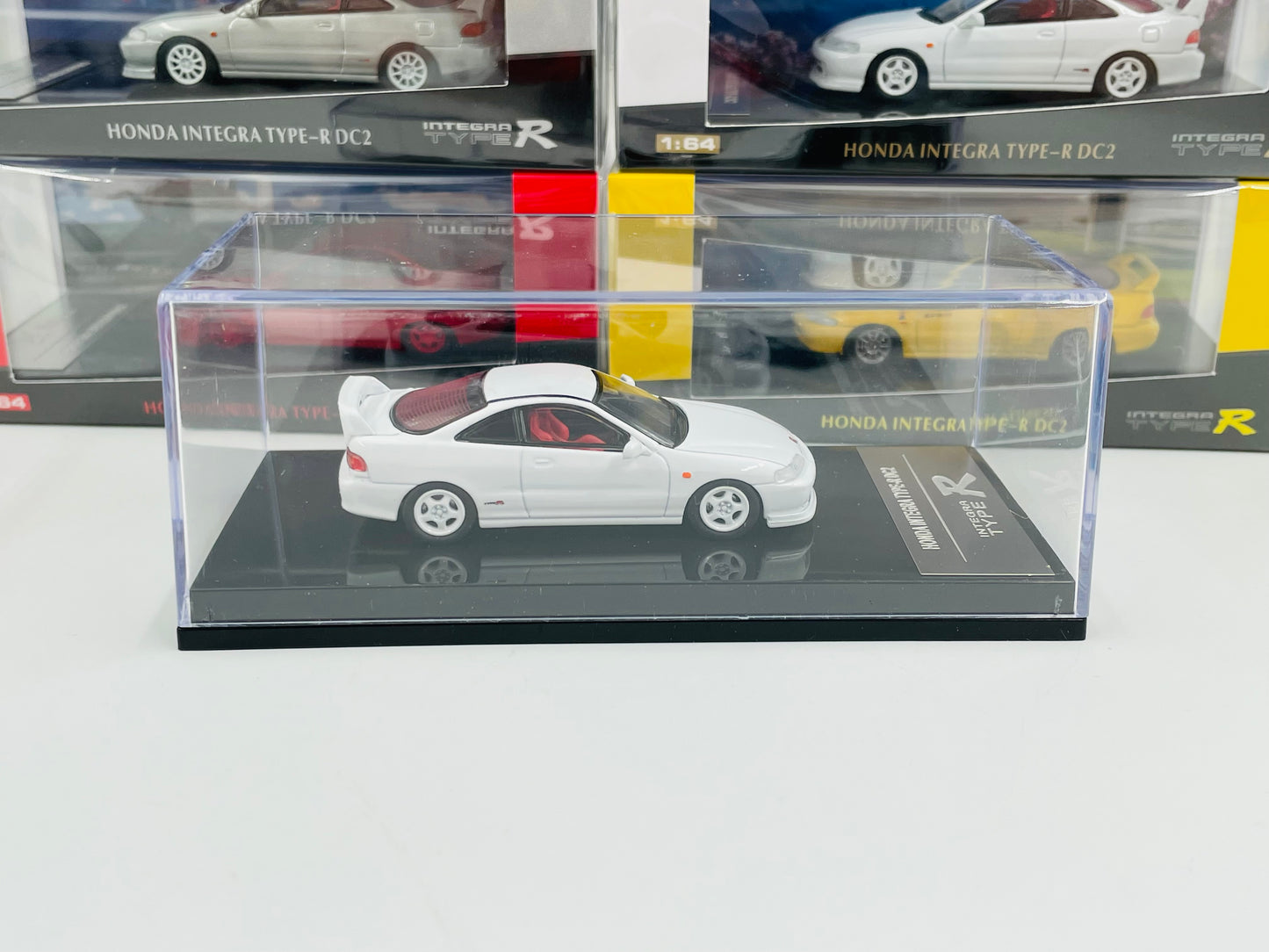 Hobby64 -1/64 Honda Integra Type-R DC2 Diecast Collector Model Racing Car White