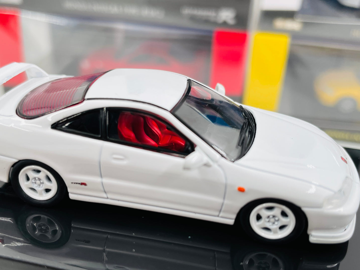 Hobby64 -1/64 Honda Integra Type-R DC2 Diecast Collector Model Racing Car White