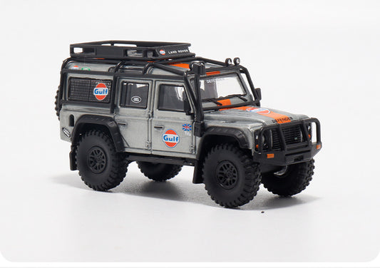 Master Model 1:64 Land Rover Defender 110 4X4 Off Road with Accessories - Gulf Raw Metal Version