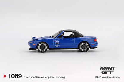 Mini GT 1:64 Mazda Miata MX-5 (NA) Tuned Version Dark Blue (MGT01069-CH)