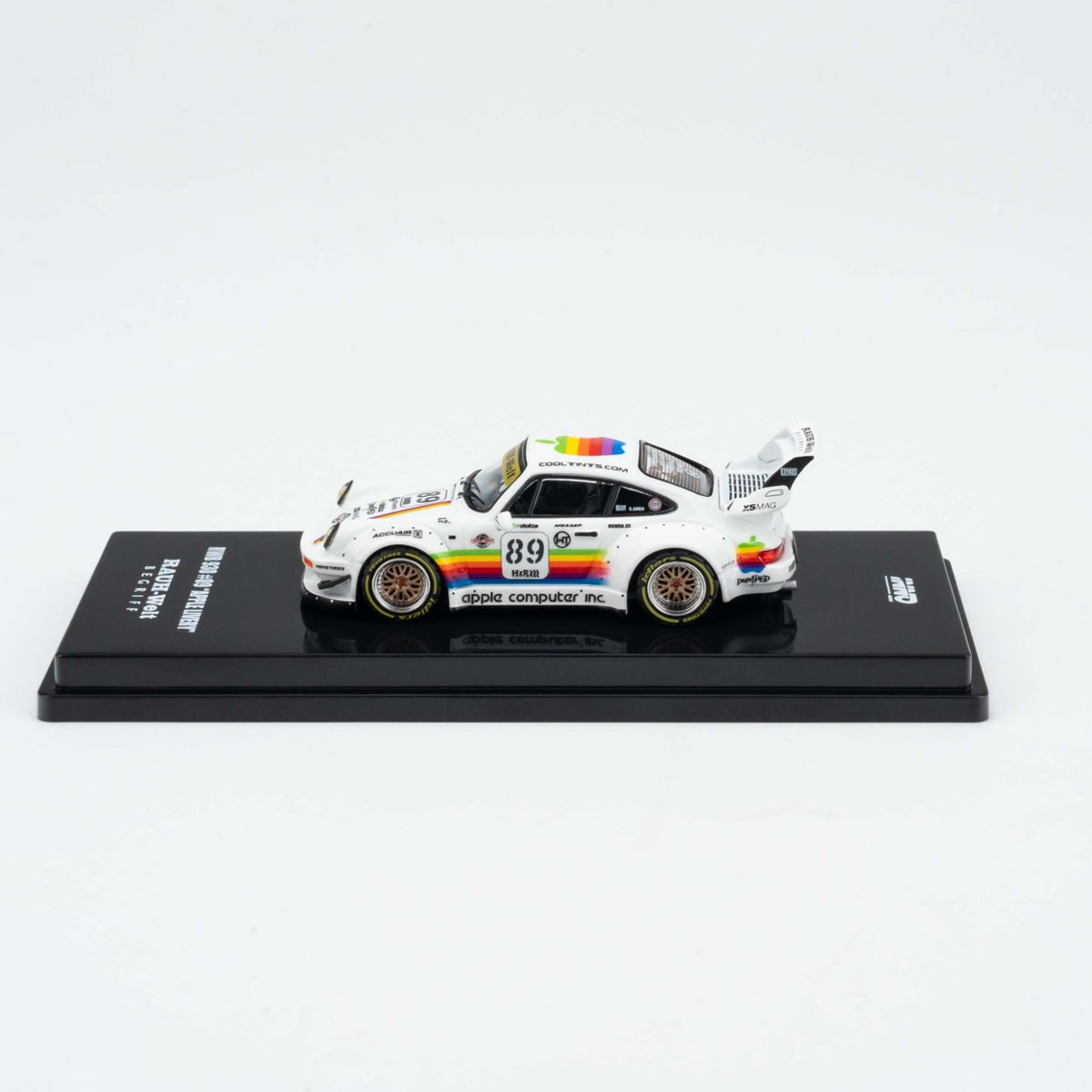 INNO64 1:64 RWB 930 #89 Apple Livery (IN64-RWB930-APPLE)