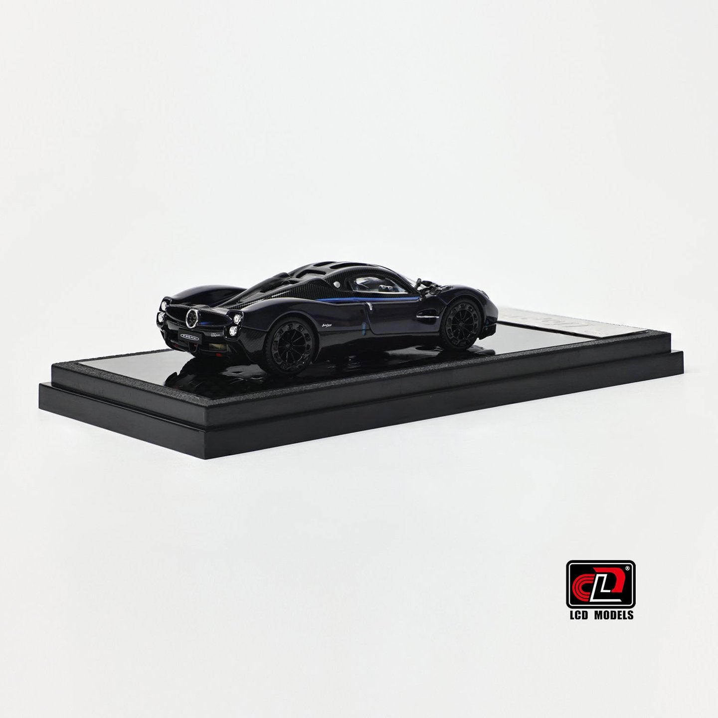 LCD 1:64 Pagani Utopia Blue Black Carbon Official Licensed