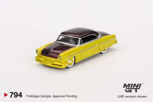 Mini GT 1:64 Lincoln Capri Hot Rod 1954 Lime Yellow (MGT00794-CH)