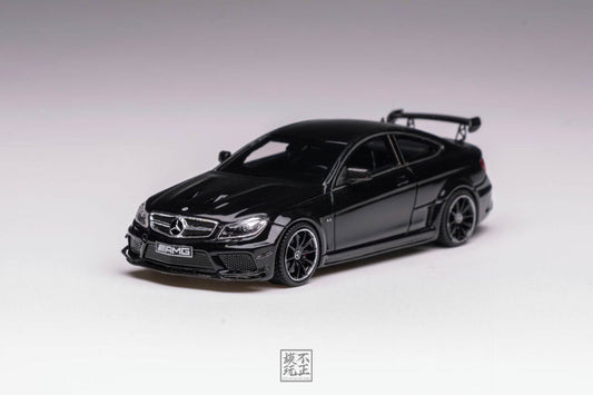 [Premium Resin Model] Car Lounge 1:64 Mercedes-Benz C63 Black Series C-Class W205 Obsidian Black Premium Box Packaging (Limited to 399 Pieces)