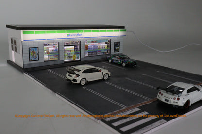 G-Fans 1/64 Family Mart Convenience Store LED Light Diorama with Car Park Parking Lot