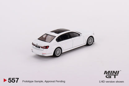 Mini GT 1/64 BMW Alpina B7 xDrive Alpine White RHD (MGT00557-R)