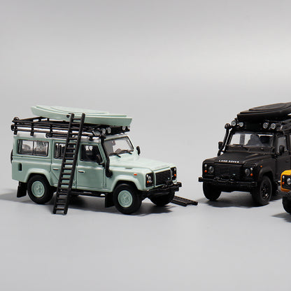Master Model 1:64 Land Rover Defender 110 Light Green Edition with Roof Rack + Kayak + Ladder