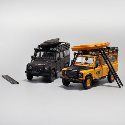 Master Model 1:64 Land Rover Defender 110 Camel Trophy Edition Black Hood with Roof Rack + Kayak + Ladder