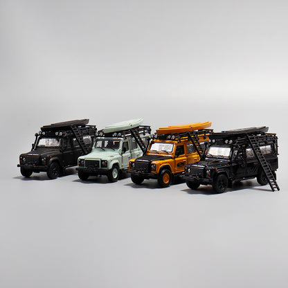 Master Model 1:64 Land Rover Defender 110 Matt Black Edition with Roof Rack + Kayak + Ladder