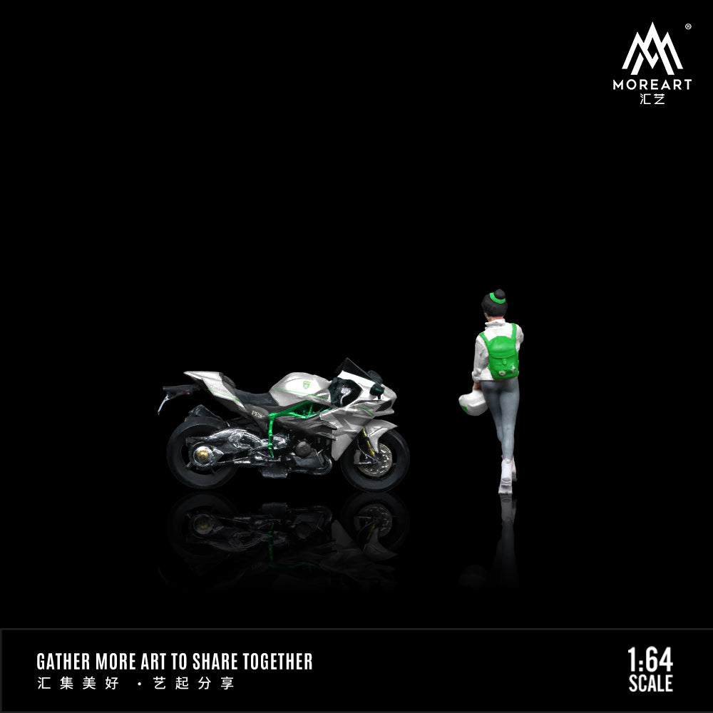 MoreArt 1:64 Kawasaki White Floral Girl Motorcycle Doll Set (1 Motorcycle + 1 Figure)