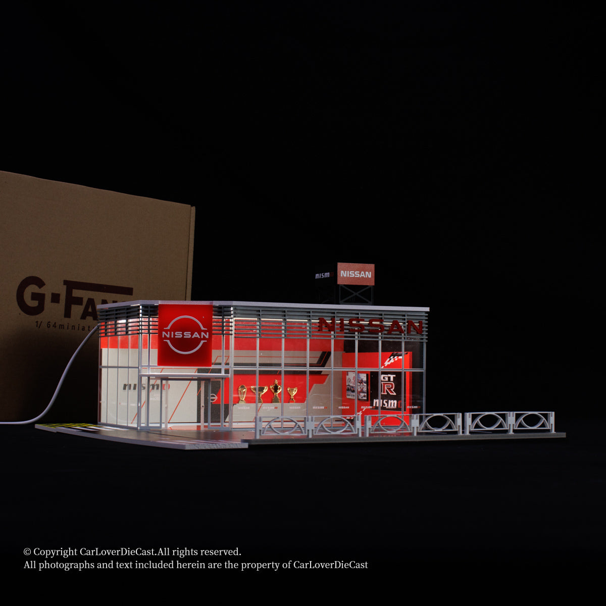 G-Fans 1:64 Nissan NISMO Architectural Scene Model LED Light Diorama with Car Parking Lot