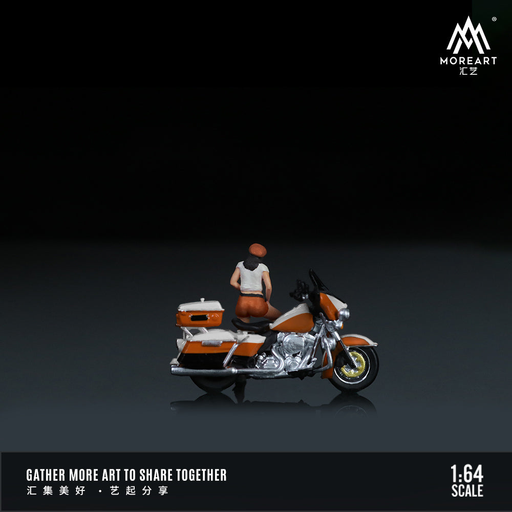 MoreArt 1:64 Harley-Davidson Cruiser White Orange Motorcycle Girl Set (1 Motorcycle + 1 Figure)