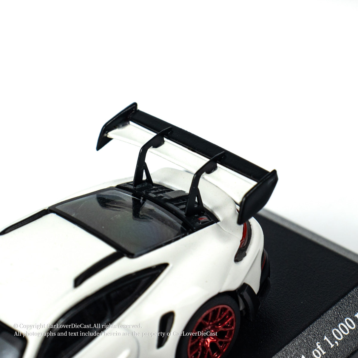 MINICHAMPS 1:64 PORSCHE 911 (992) GT3 RS - 2024 - WHITE W RED DECOR EXCLUSIVE FOR CLDC