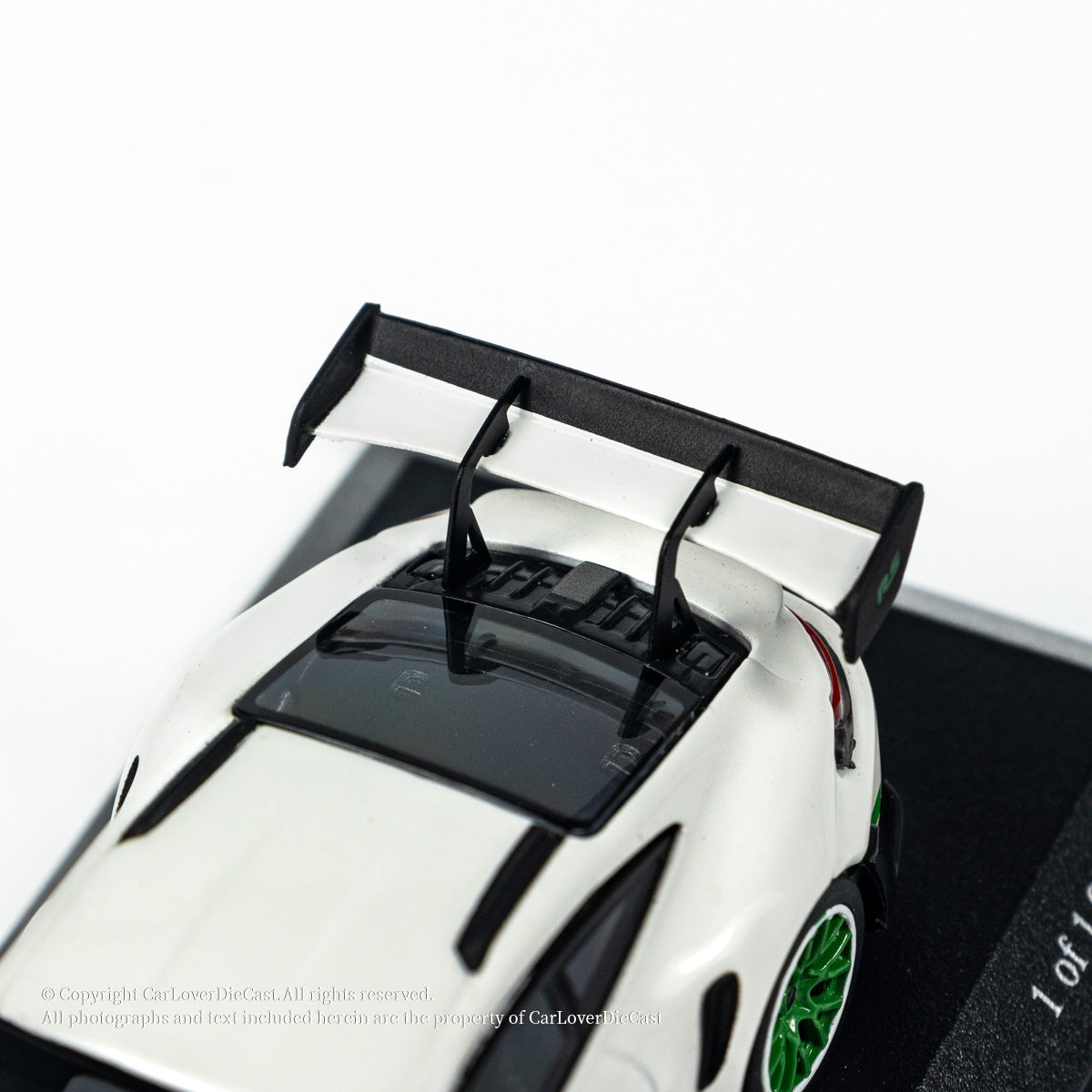 MINICHAMPS 1:64 PORSCHE 911 (992) GT3 RS - 2024 - WHITE W GREEN DECOR EXCLUSIVE FOR CLDC