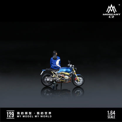 MoreArt 1:64 BMW R NineT Blue Motorcycle Pretty Woman Figure Set (1 Motorcycle + 1 Figure)