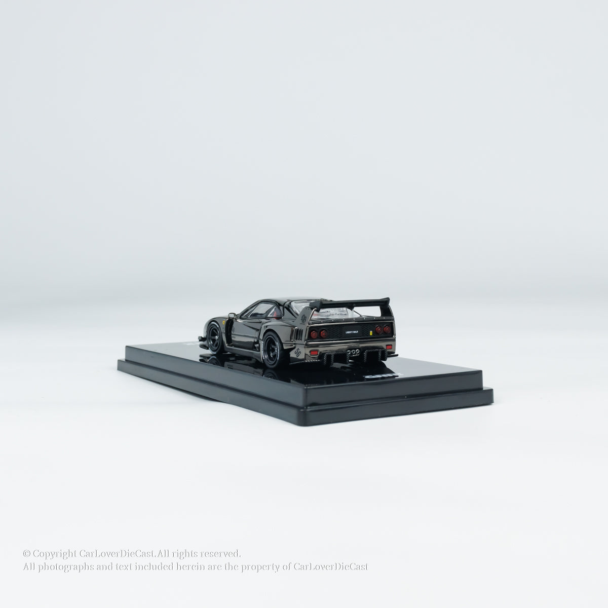 INNO64 1:64 Ferrari LBWK F40 Chrome Black (Chance of a Chase Car) (IN64-LBWKF40-CHB)