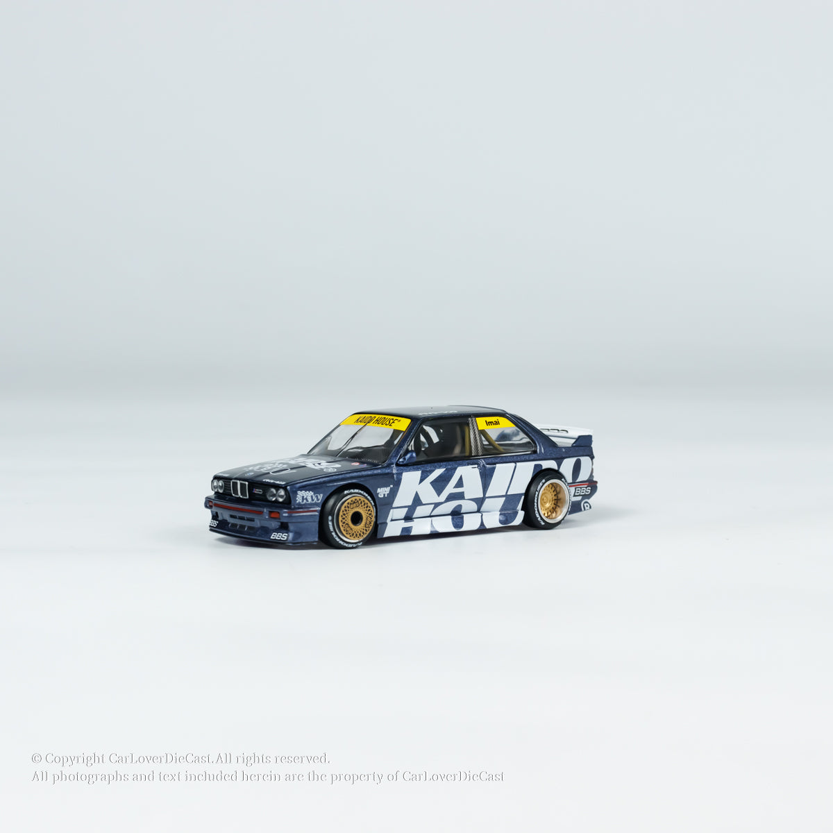 Mini GT 1:64 BMW M3 (E30) Kaido Works V1 KaidoHouse (KHMG154)