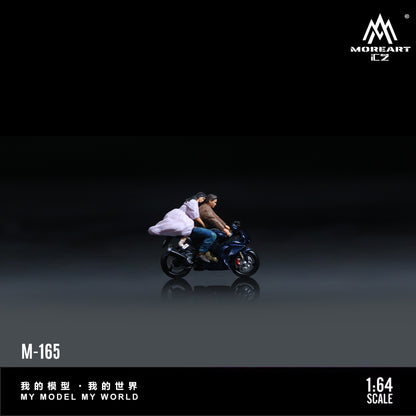 MoreArt 1:64 Suzuki Deep Blue Motorcycle Couple Dolls Set (1 Motorcycle + 2 Figures)