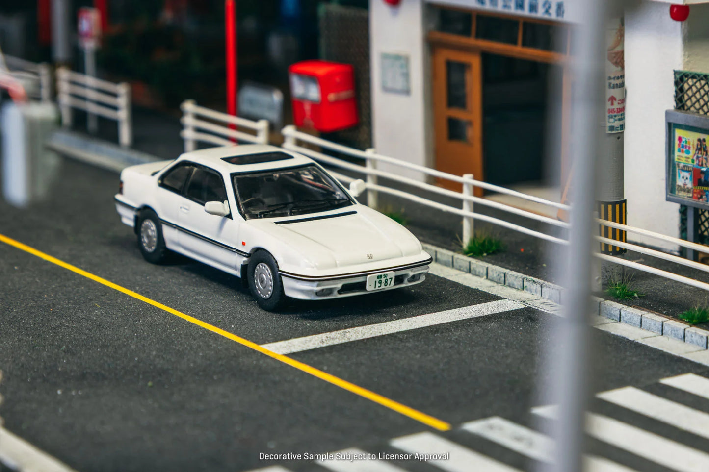 Tarmac Works 1/64 Honda Prelude (BA4) White- J Collection