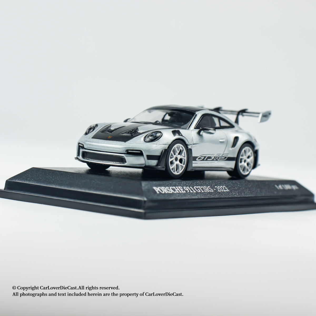 MINICHAMPS 1:64 PORSCHE 911 (992) GT3 RS - 2024 - FISHSILVER METALLIC W WEISSACH  - EXCLUSIVE FOR CLDC