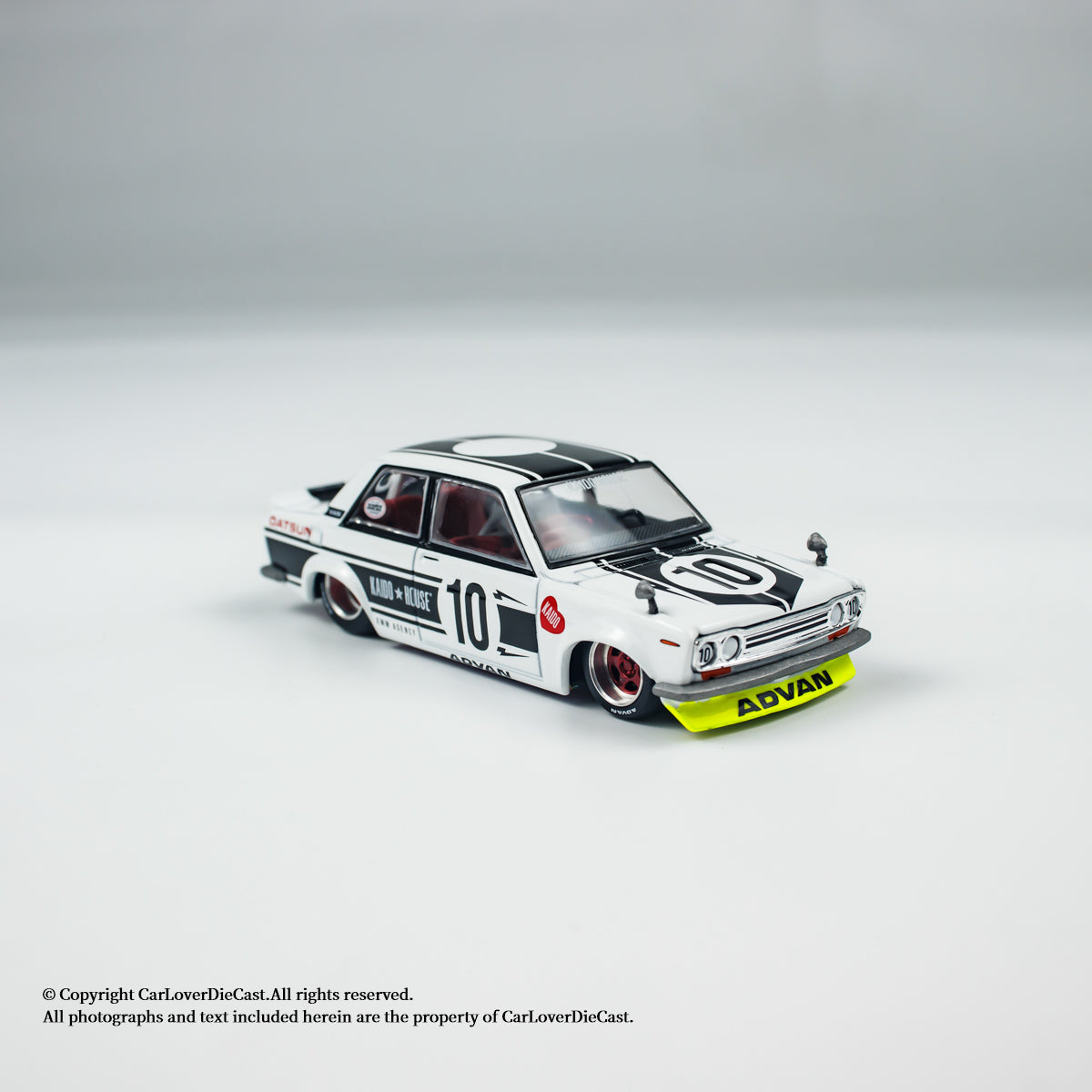 Mini GT 1:64 Datsun 510 Street Team XMM V1 Kaido KaidoHouse (KHMG176)