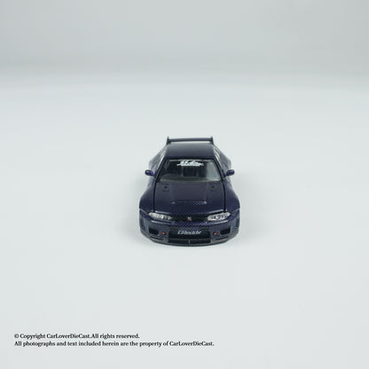 Mini GT 1:64 Nissan Skyline GT-R (R33) Active Carbon R V2 Kaido Kaidohouse (KHMG163)