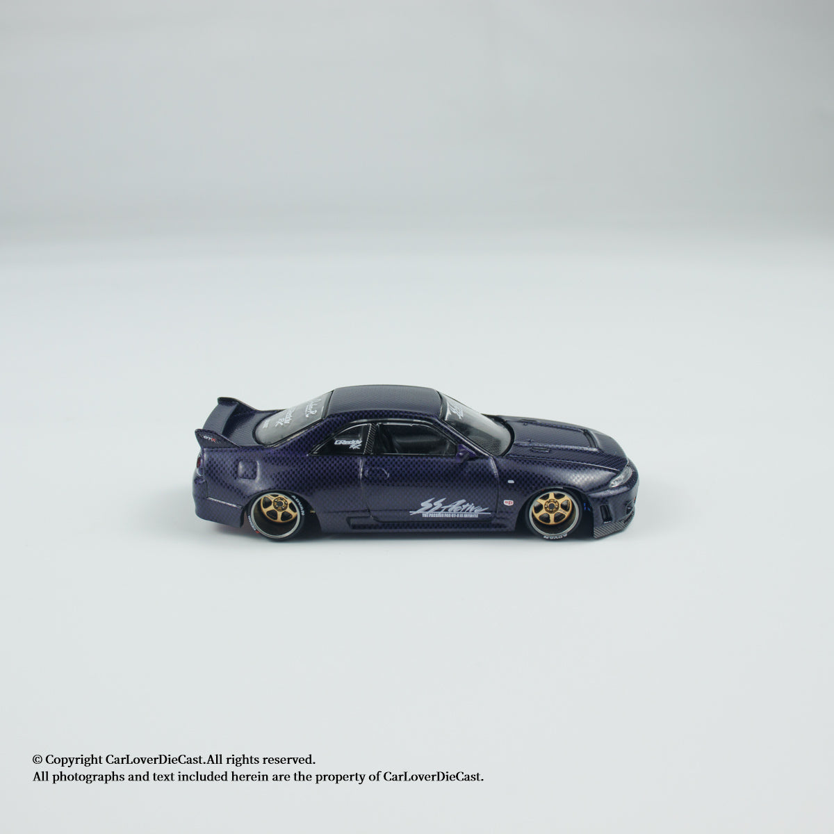 Mini GT 1:64 Nissan Skyline GT-R (R33) Active Carbon R V2 Kaido Kaidohouse (KHMG163)