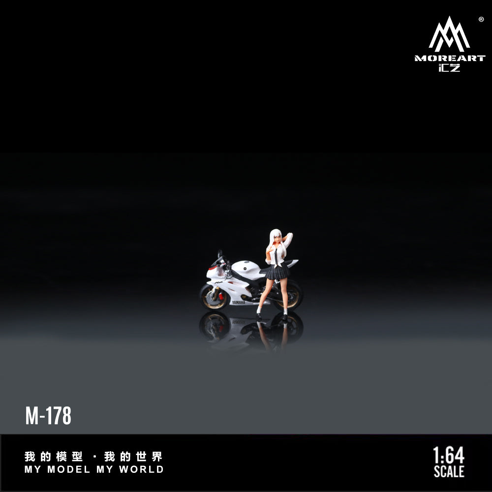 MoreArt 1:64 Yamaha R6 White Girl Motorcycle Doll Set (1 Motorcycle + 1 Figure)