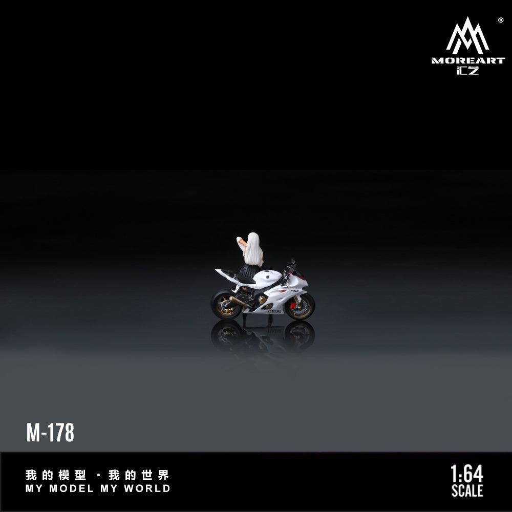 MoreArt 1:64 Yamaha R6 White Girl Motorcycle Doll Set (1 Motorcycle + 1 Figure)