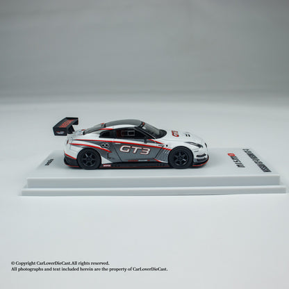 Kyosho 1:64 NISSAN GT-R NISMO GT-3 (White / Presentation) (MOTN LED Base Compatible)