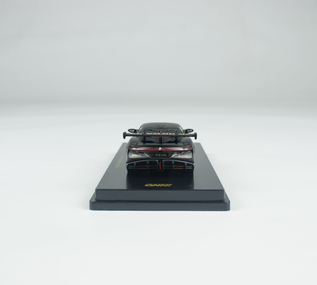 INNO64 1:64 BYD YANGWANG U9 China APA XPO 2025 Event Special Edition in Premium Box Packaging (IN64-YW-APA25)