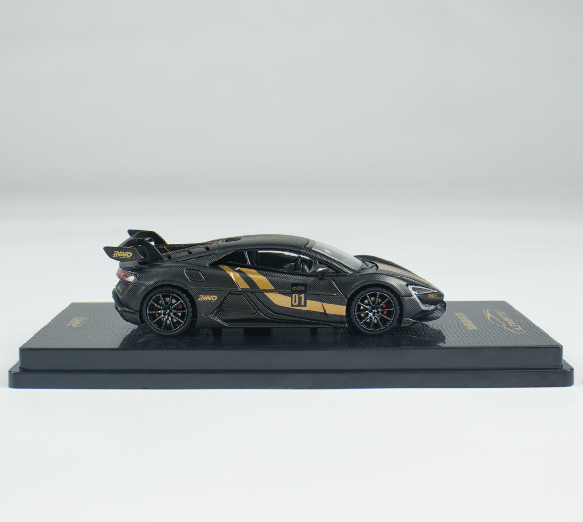 INNO64 1:64 BYD YANGWANG U9 China APA XPO 2025 Event Special Edition in Premium Box Packaging (IN64-YW-APA25)