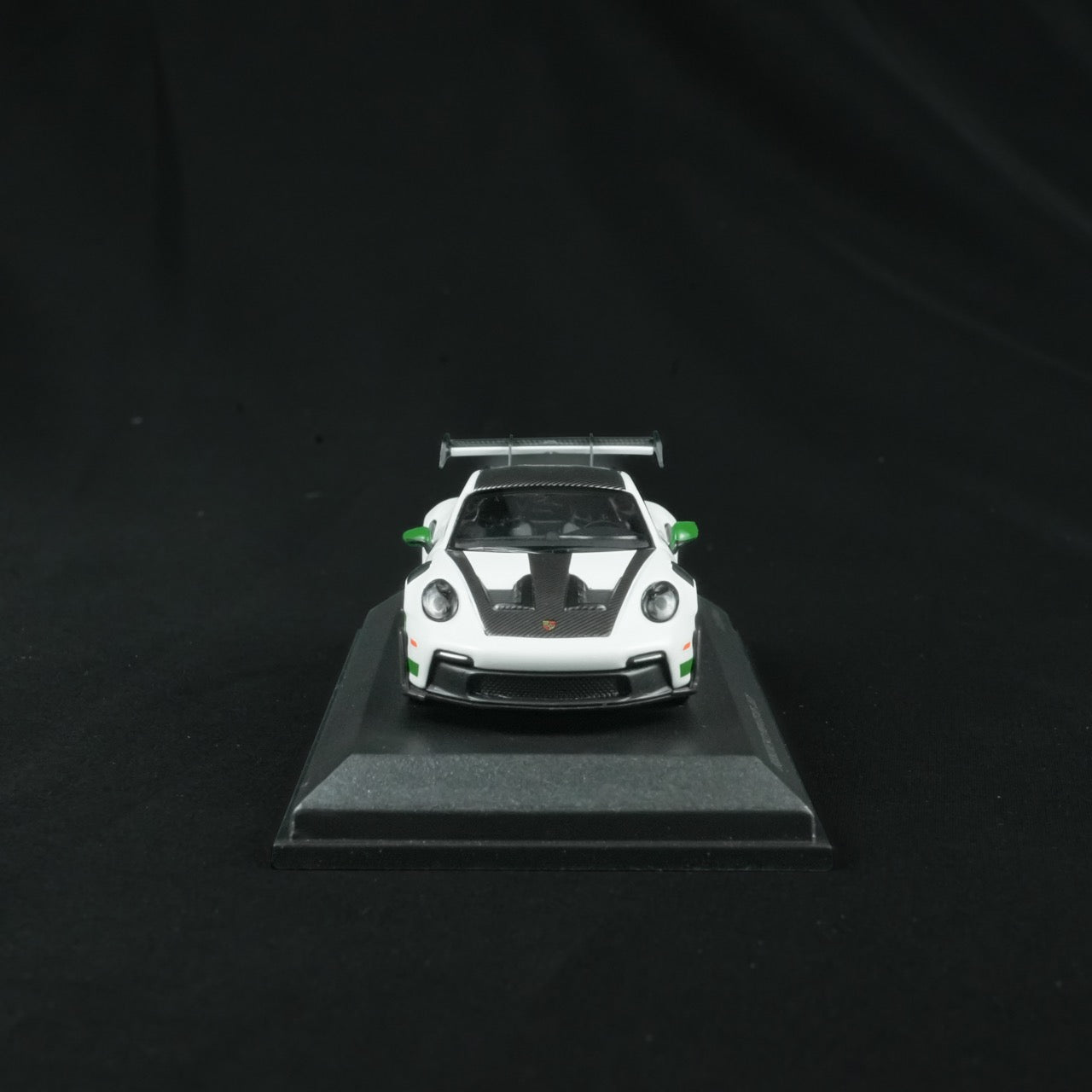 MINICHAMPS 1:64 PORSCHE 911 (992) GT3 RS 2023 WHITE W WEISSACH PACKAGE - TRIBUTE TO AMERICA  - EXCLUSIVE FOR CLDC