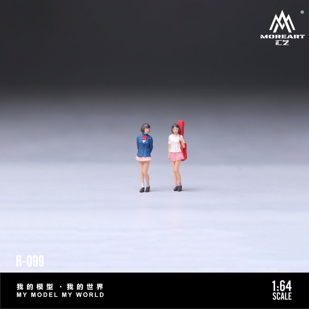 MoreArt 1:64 Japanese School Uniform Best Friends 2 Figure Set (2 Figures Set)