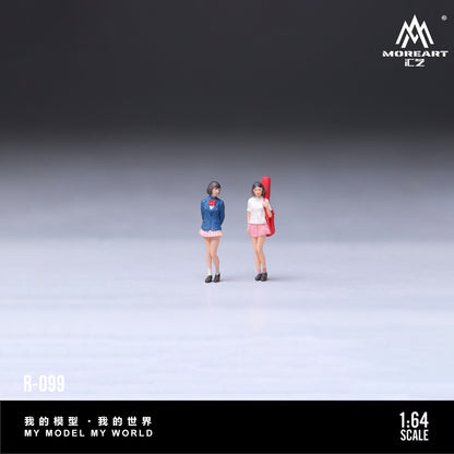 MoreArt 1:64 Japanese School Uniform Best Friends 2 Figure Set (2 Figures Set)