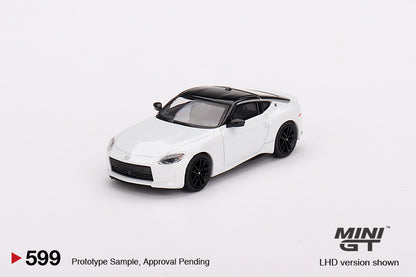 Mini GT 1/64 Nissan Z Performance 2023 Everest White LHD (MGT00599-CH)
