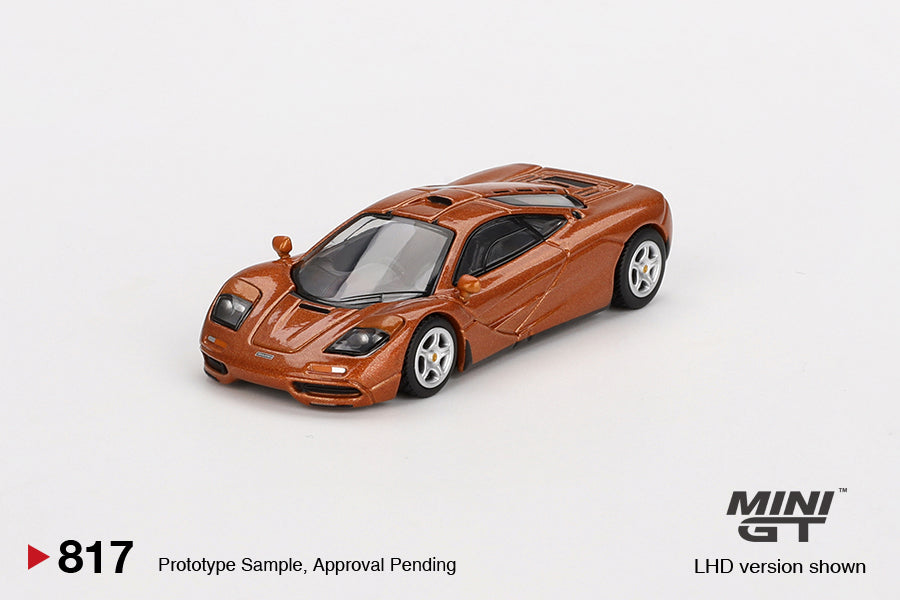 Mini GT 1:64 McLaren F1 Yquem (MGT00817-CH)