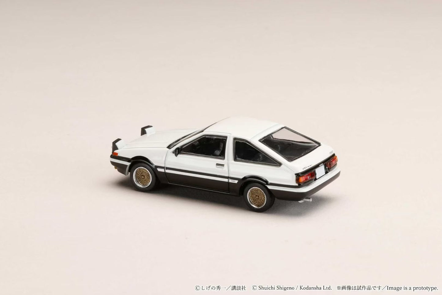 Hobby Japan x JDM64 1:64 Toyota SPRINTER TRUENO (AE86)/ INITIAL D Takumi Fujiwara AND Natsuki Mogi