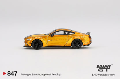 Mini GT 1:64 LB-WORKS FORD MUSTANG LB Gold (MGT00847-CH)