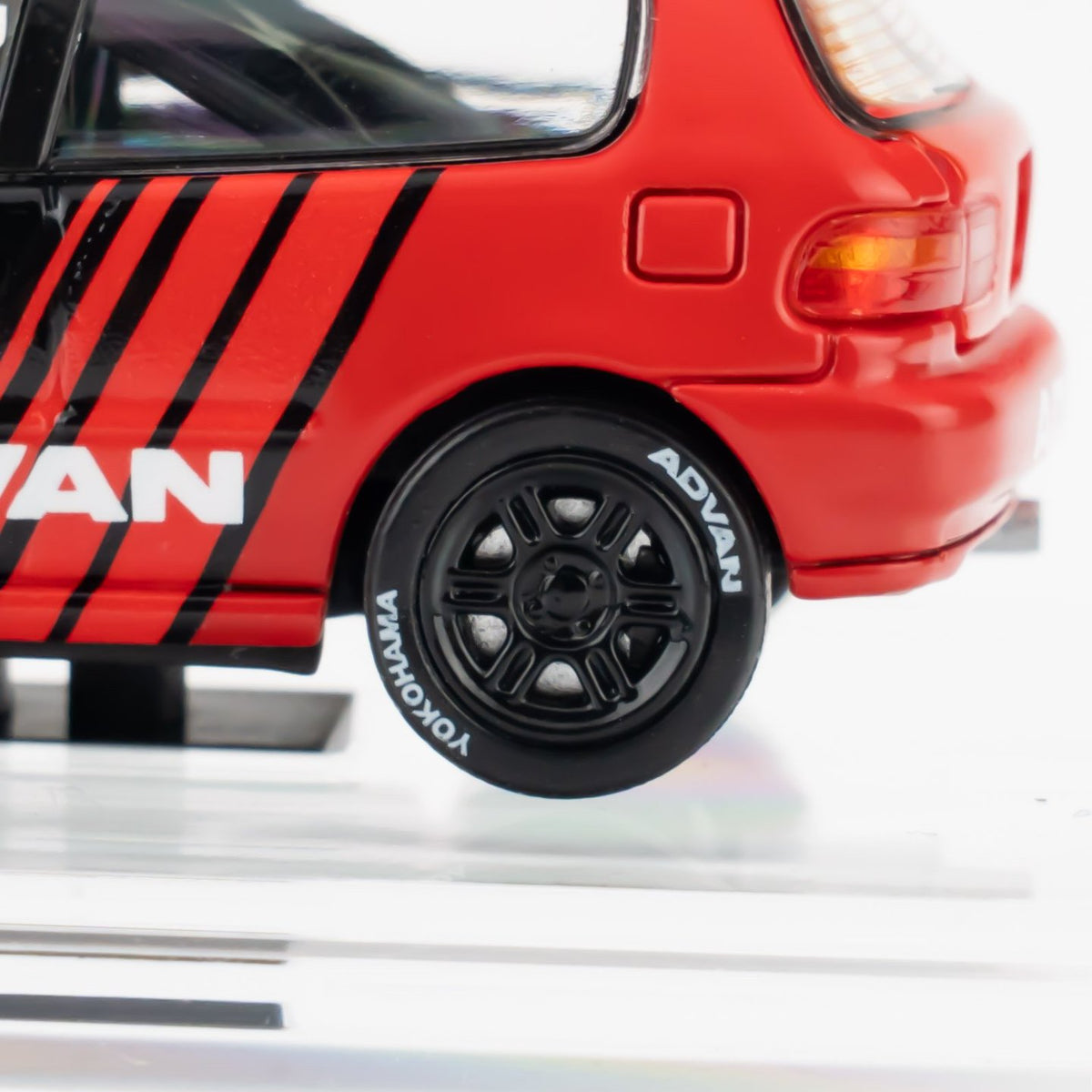 BMC BM Creations 1:64 Honda CIVIC EG6 ADVAN (RHD)