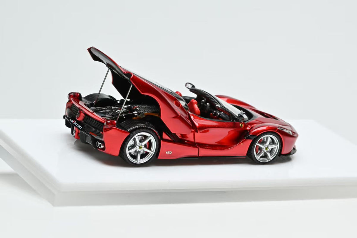 Street Buster 1:64 LaFerrari F150 Aperta Soft Top Rosso Maranello Metallic Red Openable Rear Hood Detailed Engine