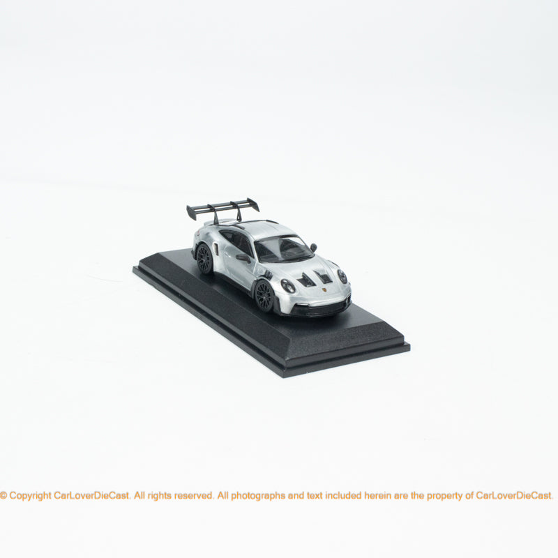Minichamps x CLDC CarBook Vol. 2 Minichamps 1:64 Porsche 911 GT3 RS Glossy Varnish Diecast Car Model with Magazine (English Version)