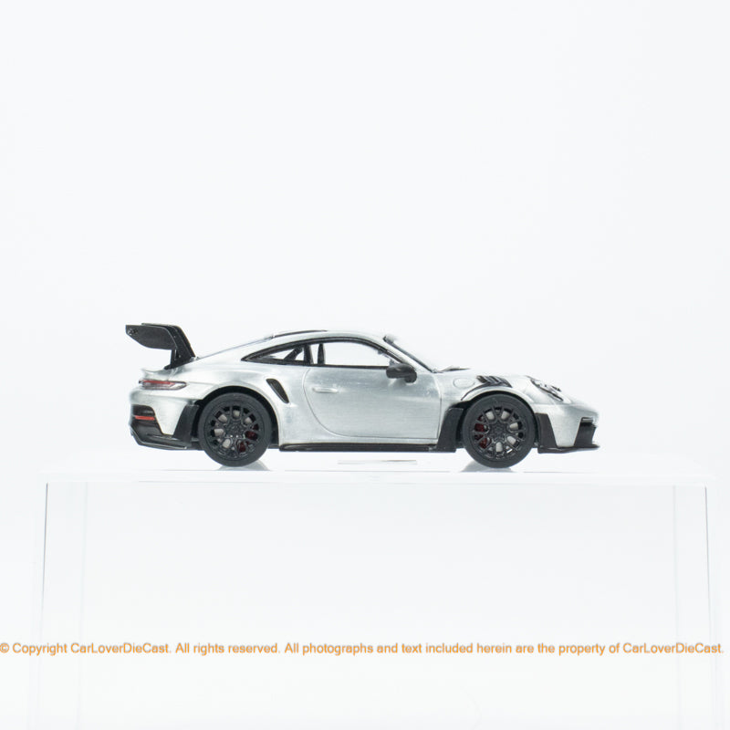 Minichamps x CLDC CarBook Vol. 2 Minichamps 1:64 Porsche 911 GT3 RS Glossy Varnish Diecast Car Model with Magazine (English Version)