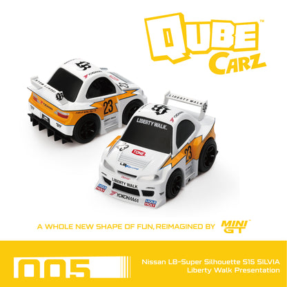 Mini GT 1:64 QubeCarz Nissan LB-Super Silhouette S15 SILVIA Liberty Walk Presentation /Blister packaging (QZ00501-BL)