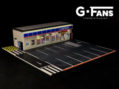 G-Fans 1/64 Lawson Convenience Store LED Light Diorama with Car Park Parking Lot
