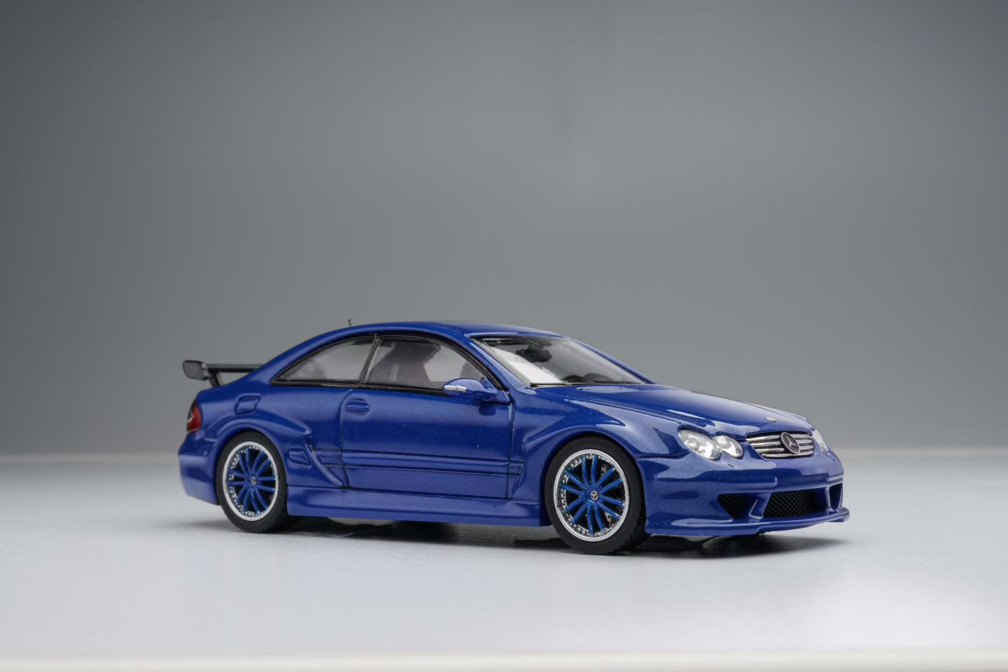 Fine Model 1:64 AMG CLK DTM Blue