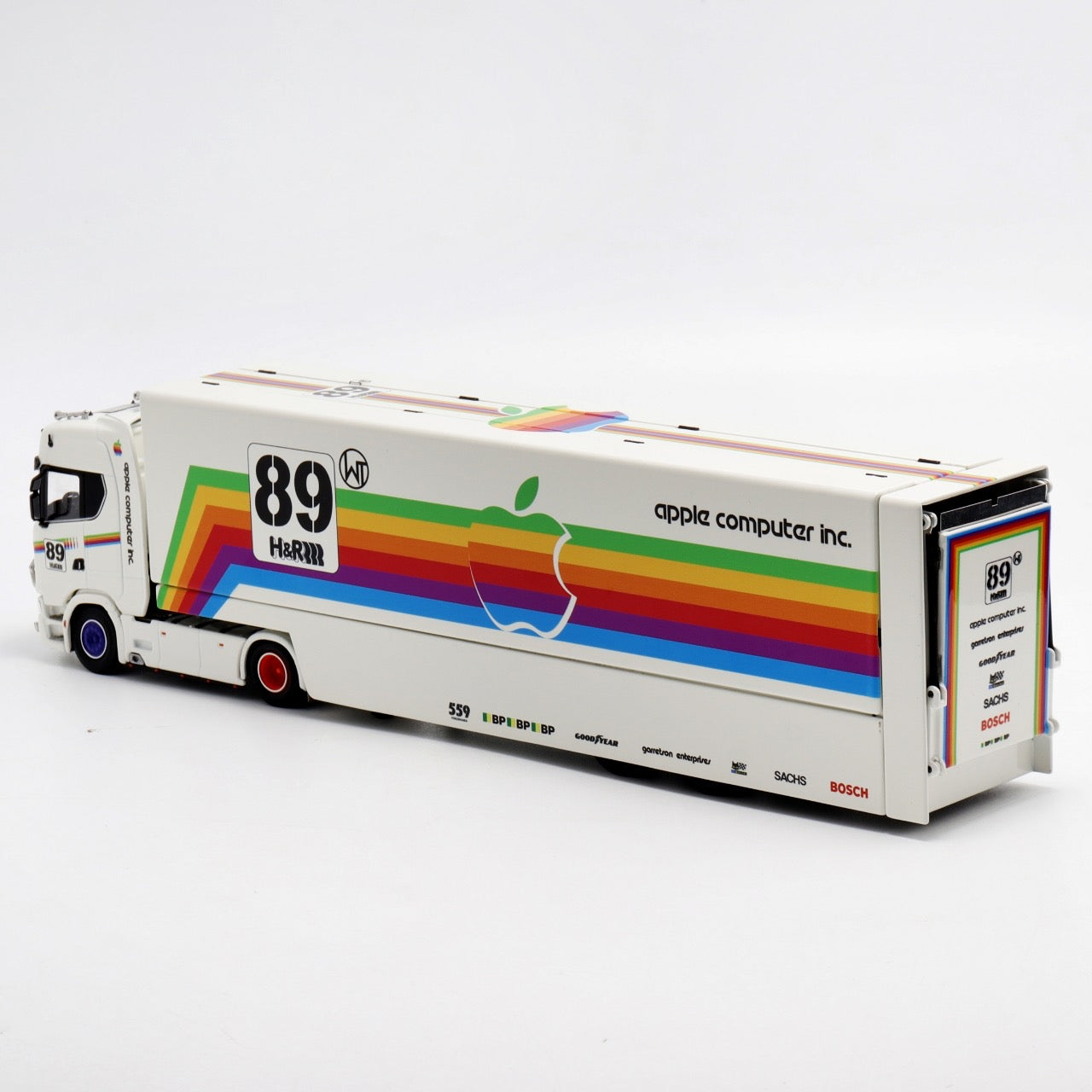 Kengfai X Maxwell 1:64 Scania S-Series 730 V8 Enclosed Double Deck Gull Wings Transporter Lorry Truck Livery White Apple #89 Edition Limited 450 Pieces